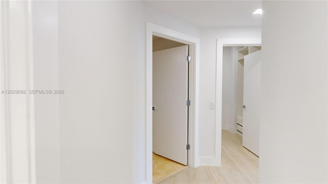 21050 NE 38th Ave , Unit 305, Aventura, FL 33180 Photo