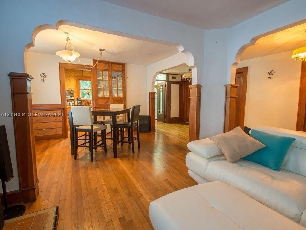 8238 NE 9th Ave , Miami, FL 33138 Photo