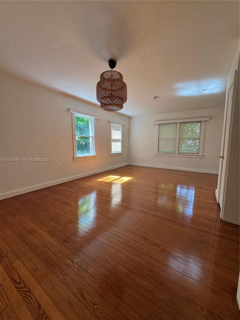 8238 NE 9th Ave , Miami, FL 33138 Photo