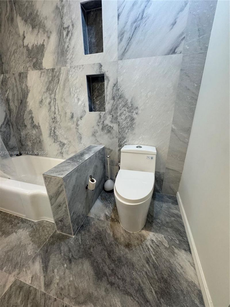 8238 NE 9th Ave , Miami, FL 33138 Photo