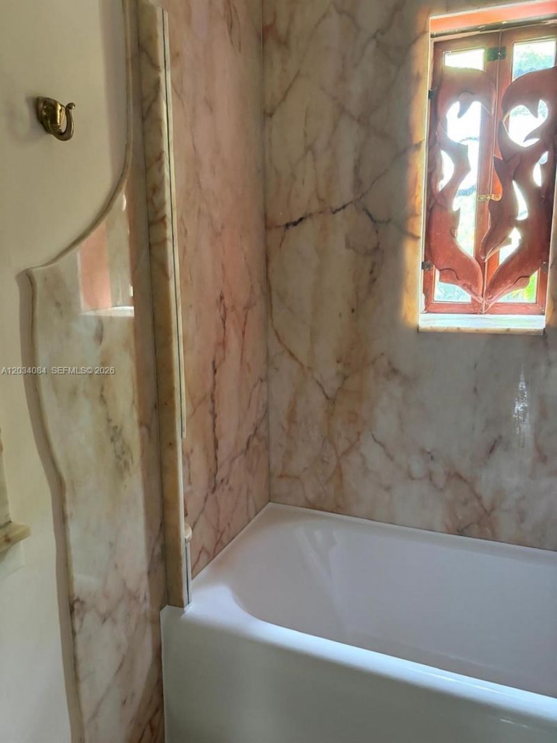 8238 NE 9th Ave , Miami, FL 33138 Photo