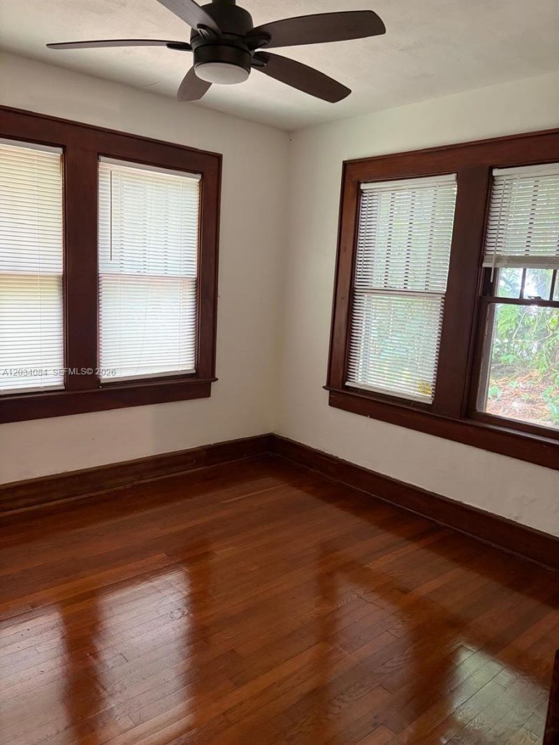 8238 NE 9th Ave , Miami, FL 33138 Photo