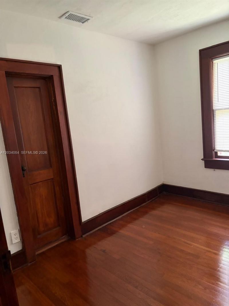 8238 NE 9th Ave , Miami, FL 33138 Photo