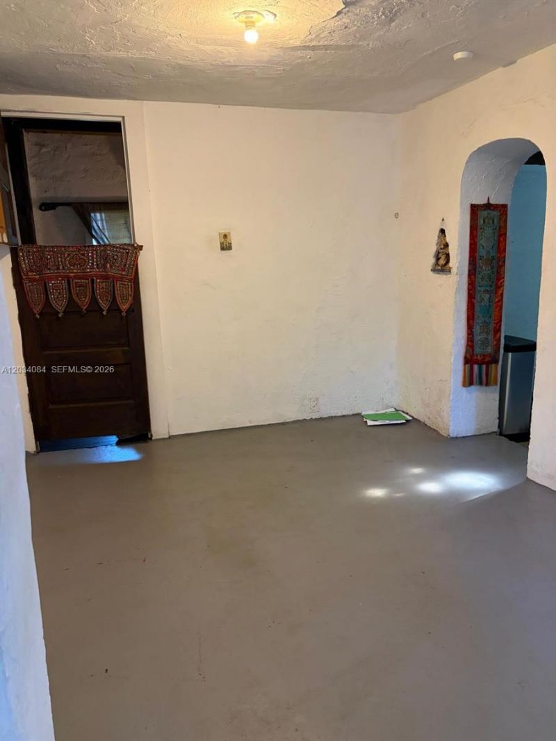 8238 NE 9th Ave , Miami, FL 33138 Photo