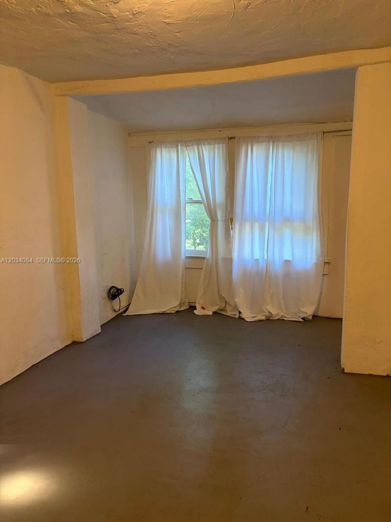 8238 NE 9th Ave , Miami, FL 33138 Photo