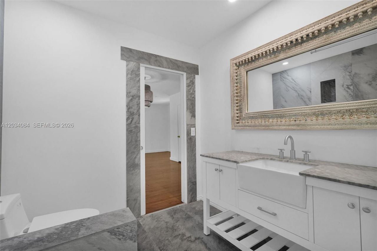 8238 NE 9th Ave, Miami, FL 33138 Photo