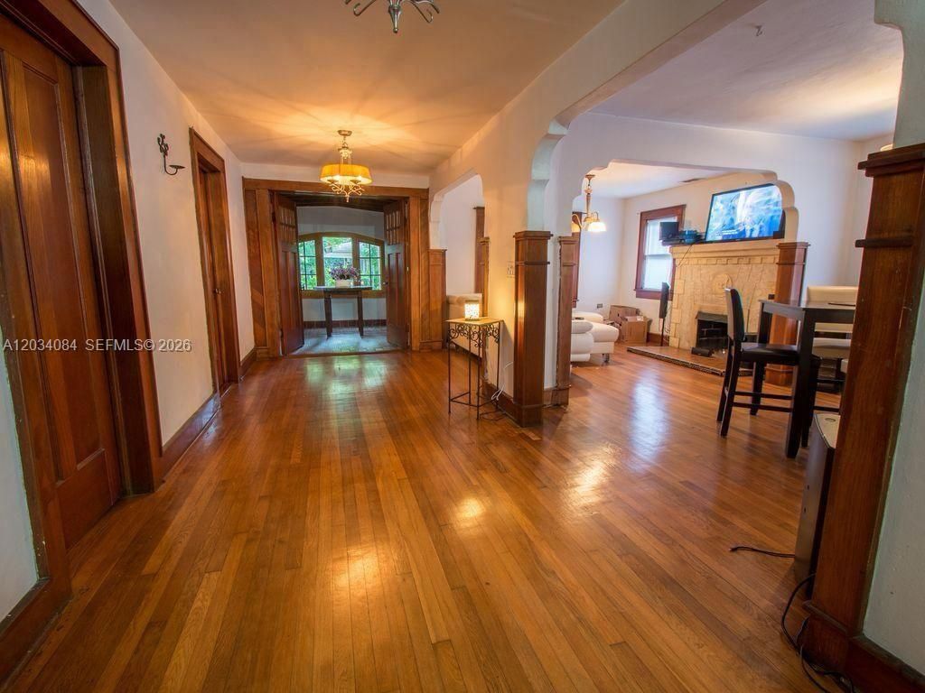 8238 NE 9th Ave , Miami, FL 33138 Photo