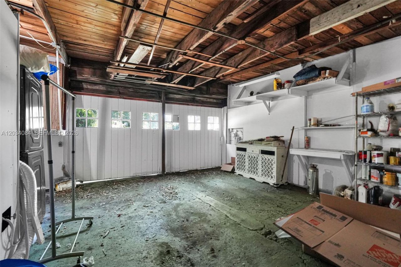 8238 NE 9th Ave, Miami, FL 33138 Photo