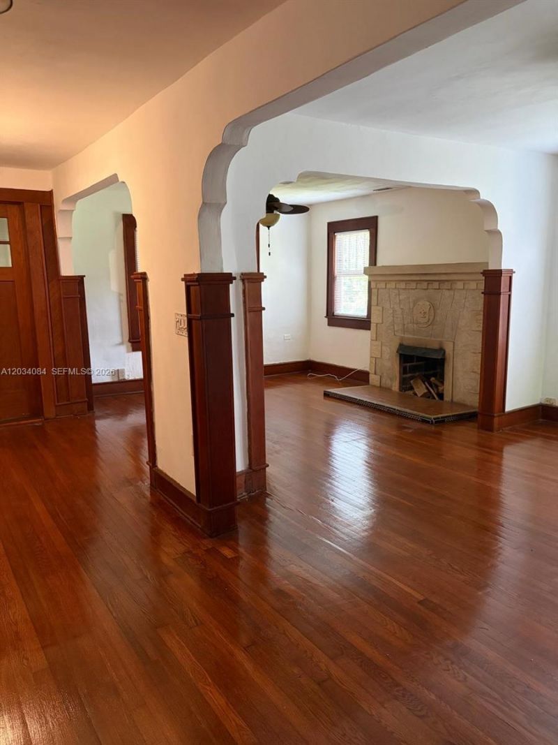 8238 NE 9th Ave , Miami, FL 33138 Photo