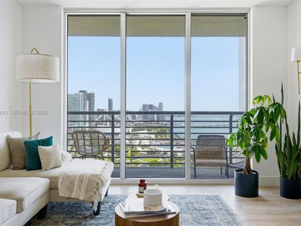 325 S Biscayne Blvd , Unit 4022, Miami, FL 33131