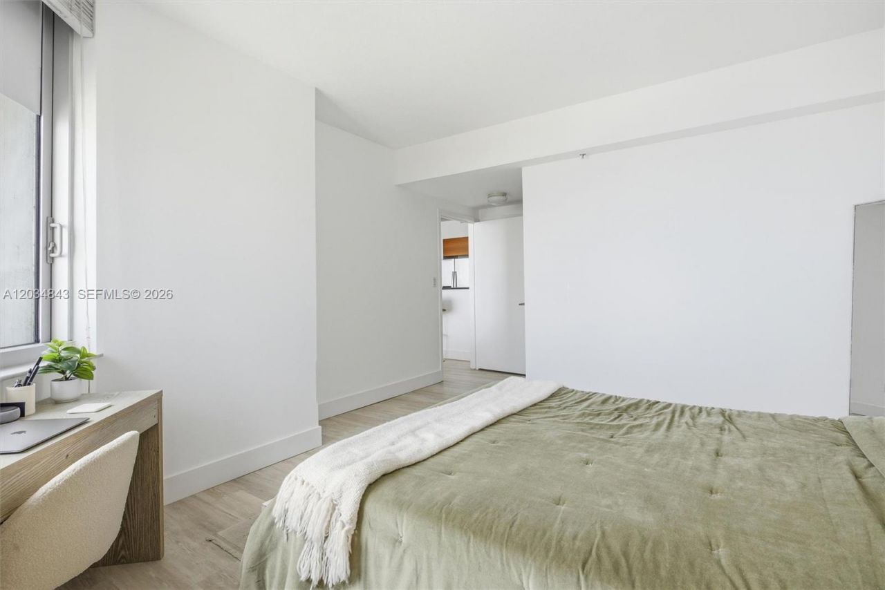 325 S Biscayne Blvd , Unit 4022, Miami, FL 33131 Photo