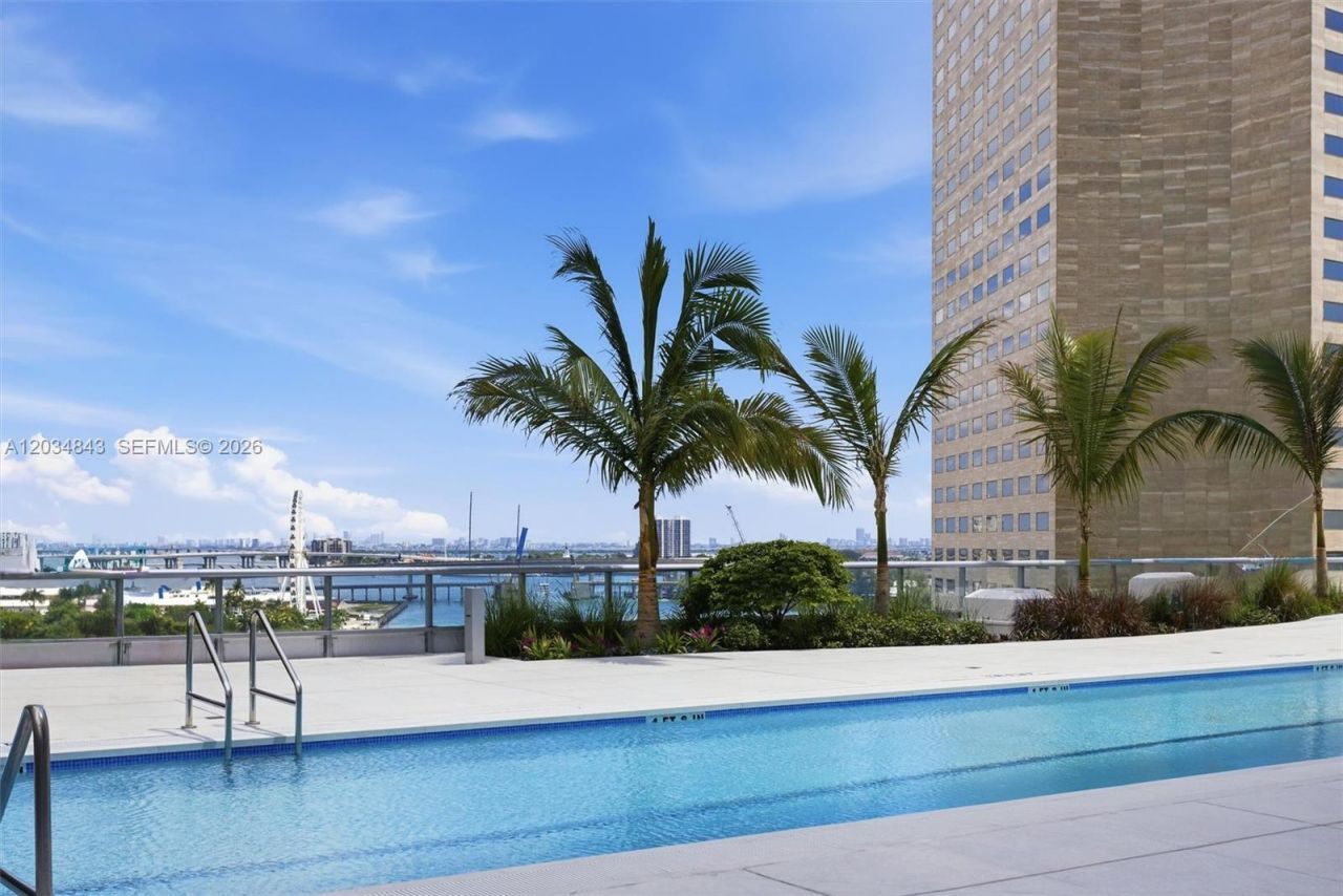 325 S Biscayne Blvd , Unit 4022, Miami, FL 33131 Photo