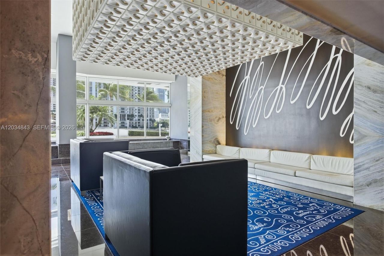 325 S Biscayne Blvd , Unit 4022, Miami, FL 33131 Photo