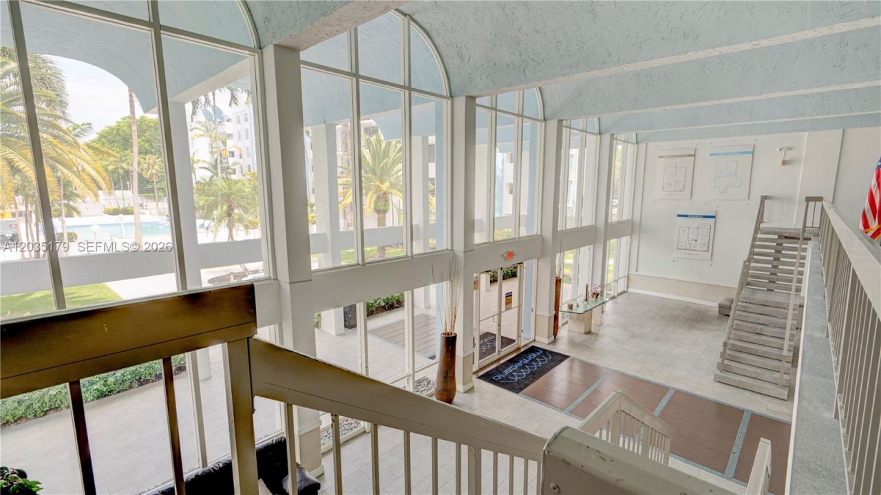 482 NW 165th St Rd , Unit A-605, Miami, FL 33169 Photo
