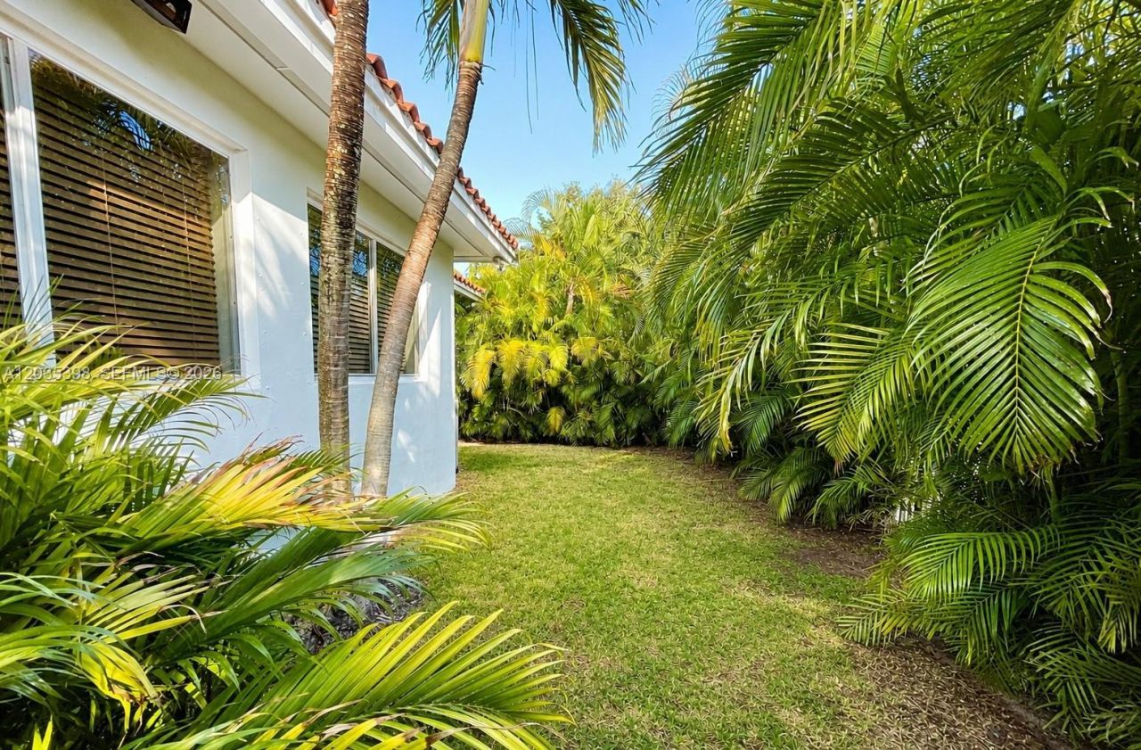 155 Ponce De Leon Blvd , Coral Gables, FL 33134 Photo