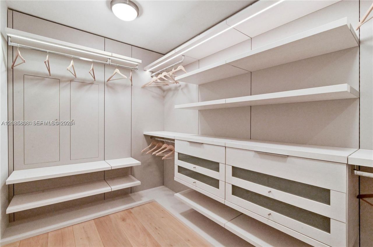 10203 Collins Ave, Unit 305, Bal Harbour, FL 33154 Photo