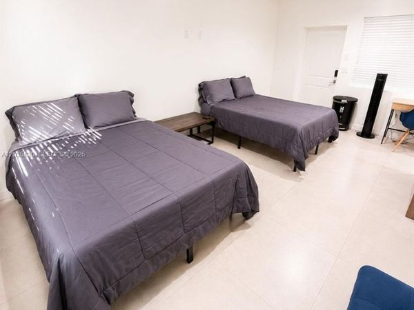 245 NE 33rd St , Unit 104, Miami, FL 33137