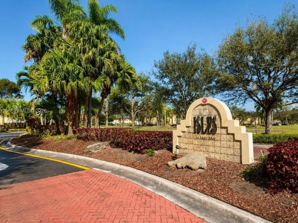 663 Vista Isles Dr, Unit 1711, Sunrise, FL 33325