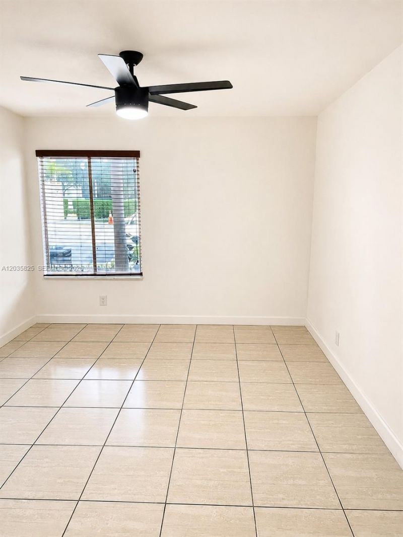 663 Vista Isles Dr, Unit 1711, Sunrise, FL 33325 Photo