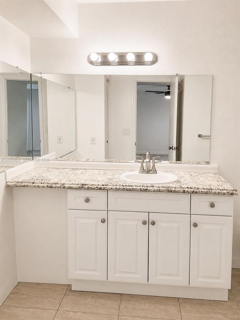 663 Vista Isles Dr, Unit 1711, Sunrise, FL 33325 Photo