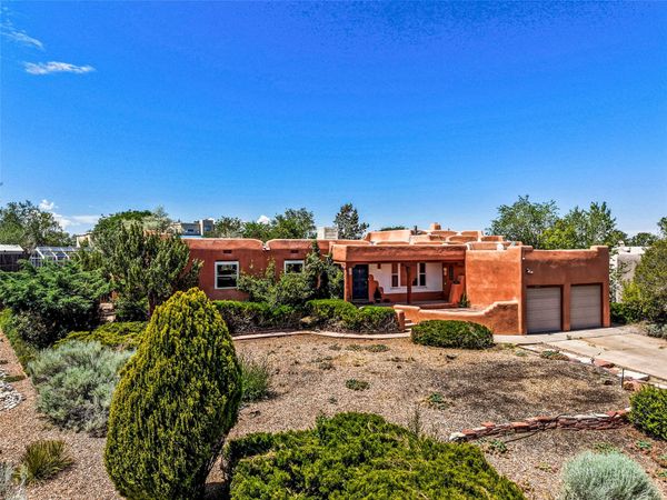 2832 Don Quixote , Santa Fe, NM 87505