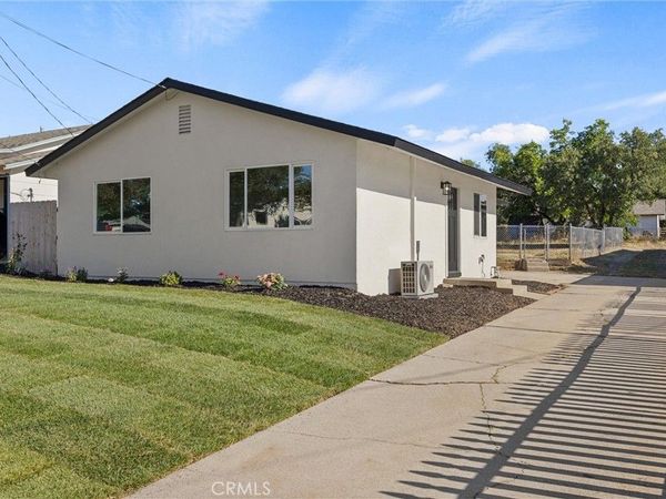 1028 Nevada, Oroville, CA 95965