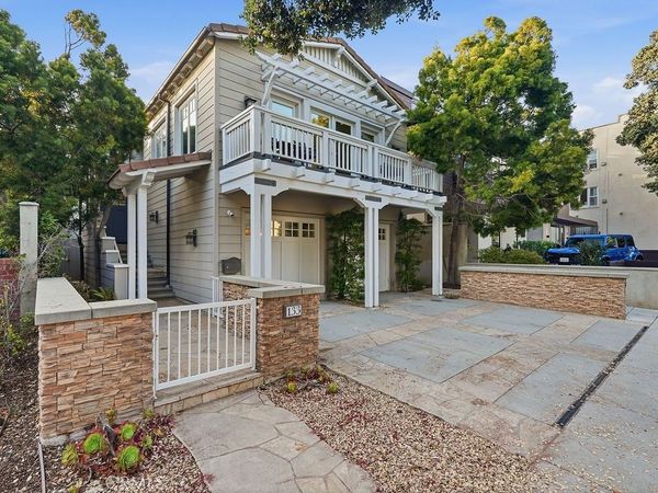 133 Hollister, Santa Monica, CA 90405