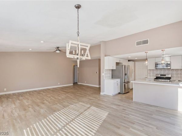 323 Quito Court , Henderson, NV 89014
