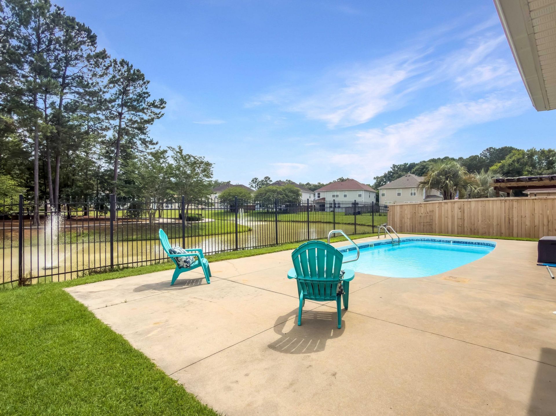 623 Grassy Hill Road Photo 6