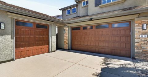 9818 Black Swan Dr, Elk Grove, CA 95624 Photo
