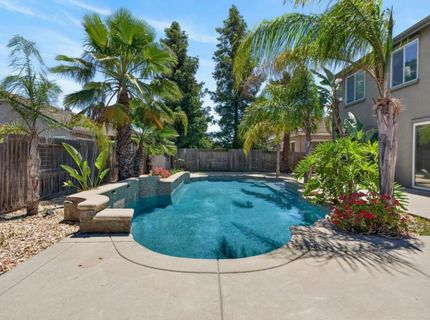 9818 Black Swan Dr, Elk Grove, CA 95624 Photo