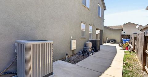 9818 Black Swan Dr, Elk Grove, CA 95624 Photo