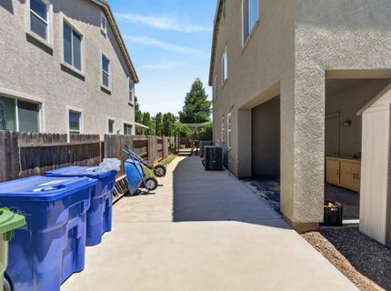 9818 Black Swan Dr, Elk Grove, CA 95624 Photo