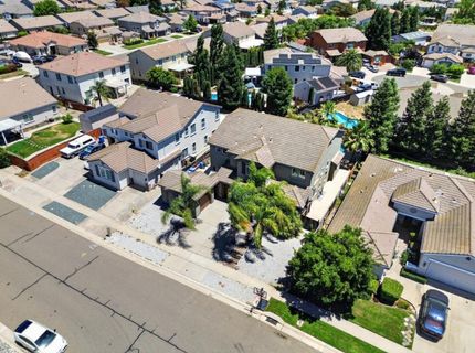 9818 Black Swan Dr, Elk Grove, CA 95624 Photo