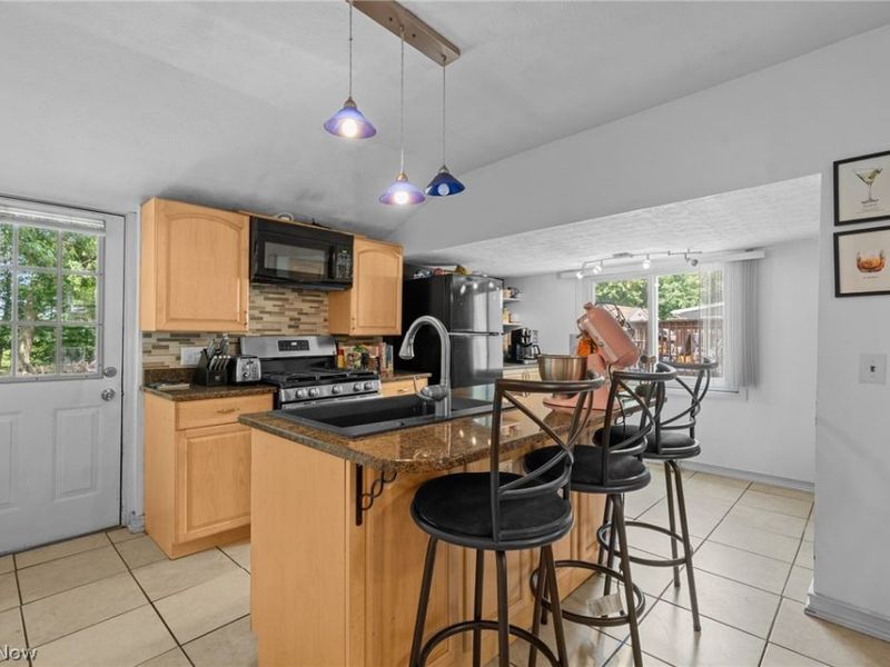 3720 Revere Court, Cleveland, OH 44109 Photo 11