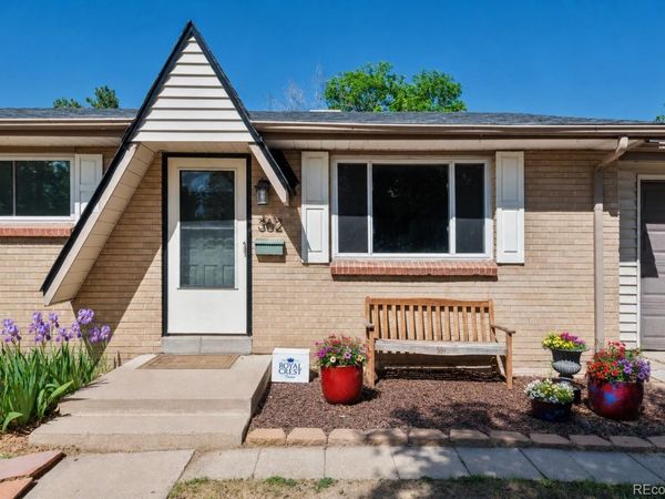 362 S Salem Street , Aurora, CO 80012