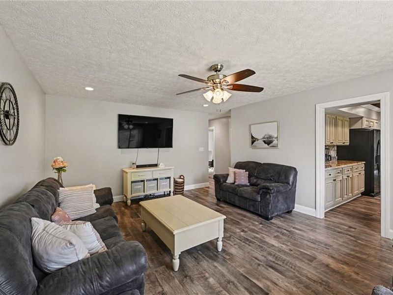 907 Debbie Court, Clayton, OH 45415 Photo 15