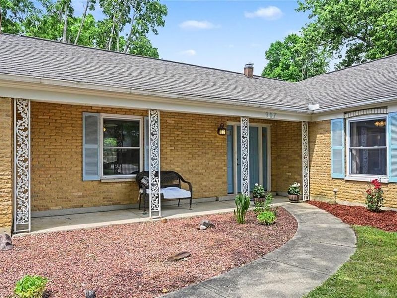907 Debbie Court, Clayton, OH 45415 Photo 5