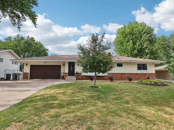 3403 71st Street E, Inver Grove Heights, MN 55076