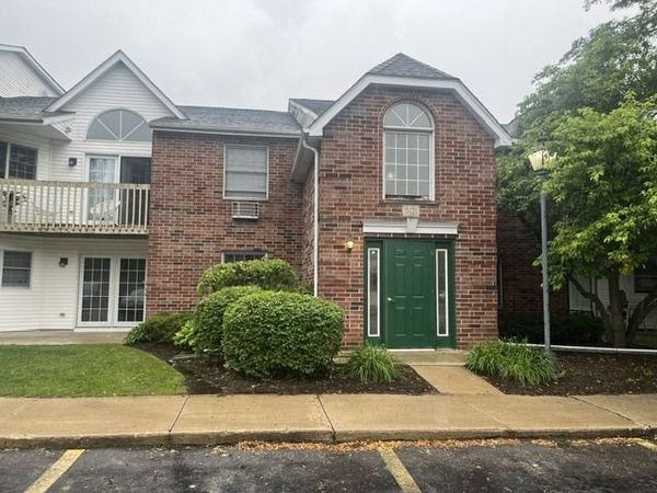 501 Leah Lane , Unit 1A, Woodstock, IL 60098