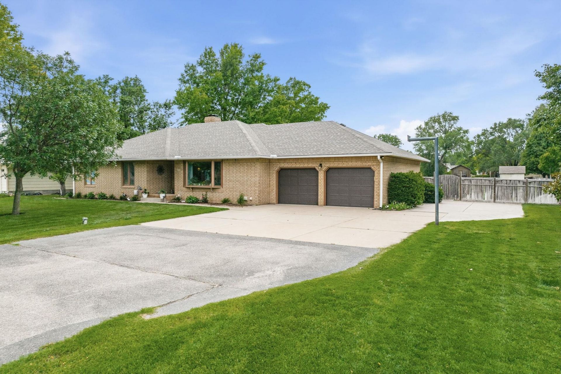 6533 N Rico Road, Wichita, KS 67204 Main Photo