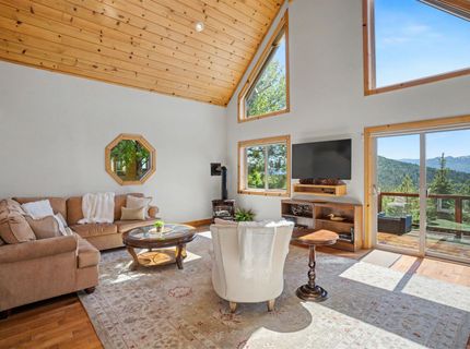14509 Wolfgang Road, Truckee, CA 96161 Photo