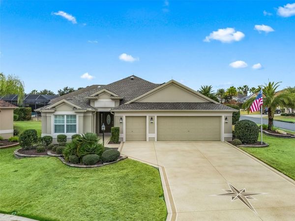 3556 MISTLETOE COURT , THE VILLAGES, FL 32163