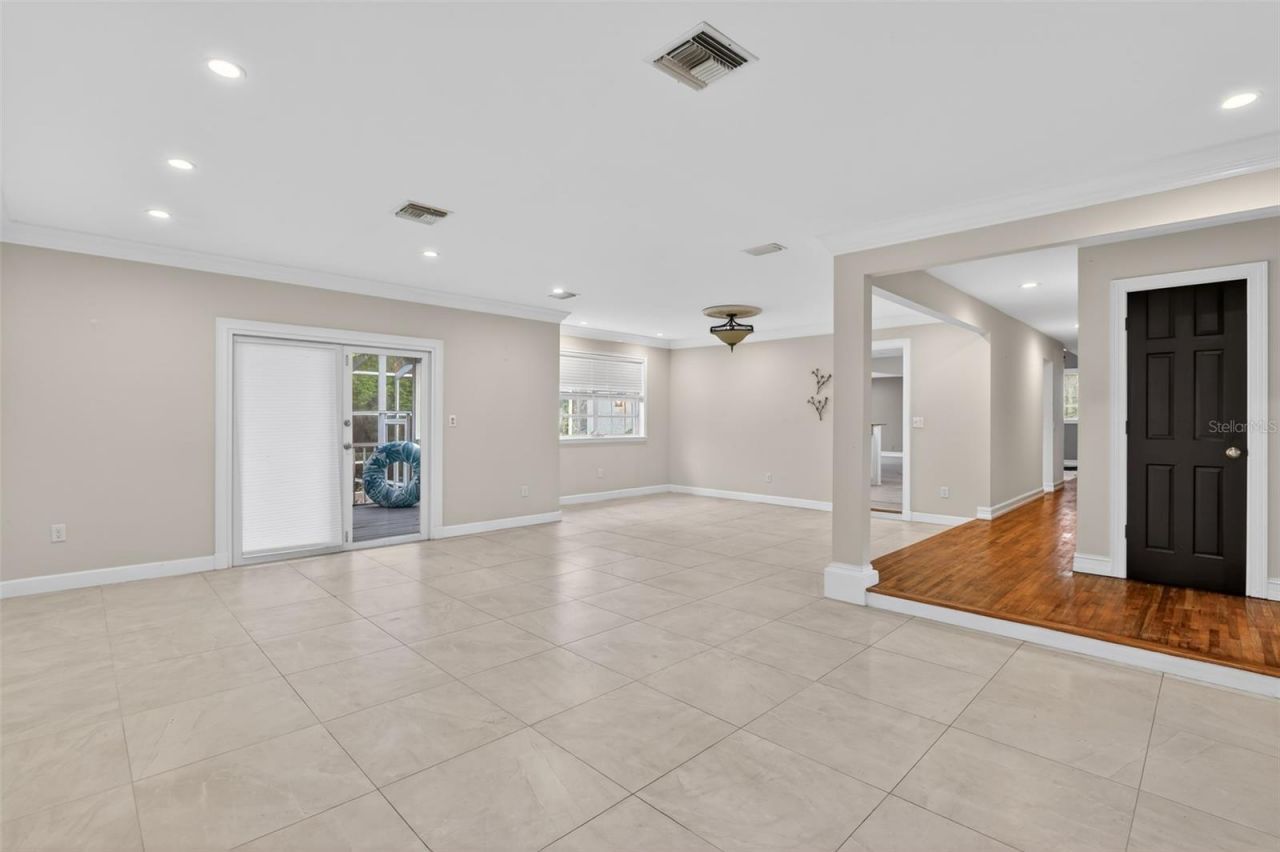 16200 Forest Oaks Drive , Fort Myers, FL 33908 Photo