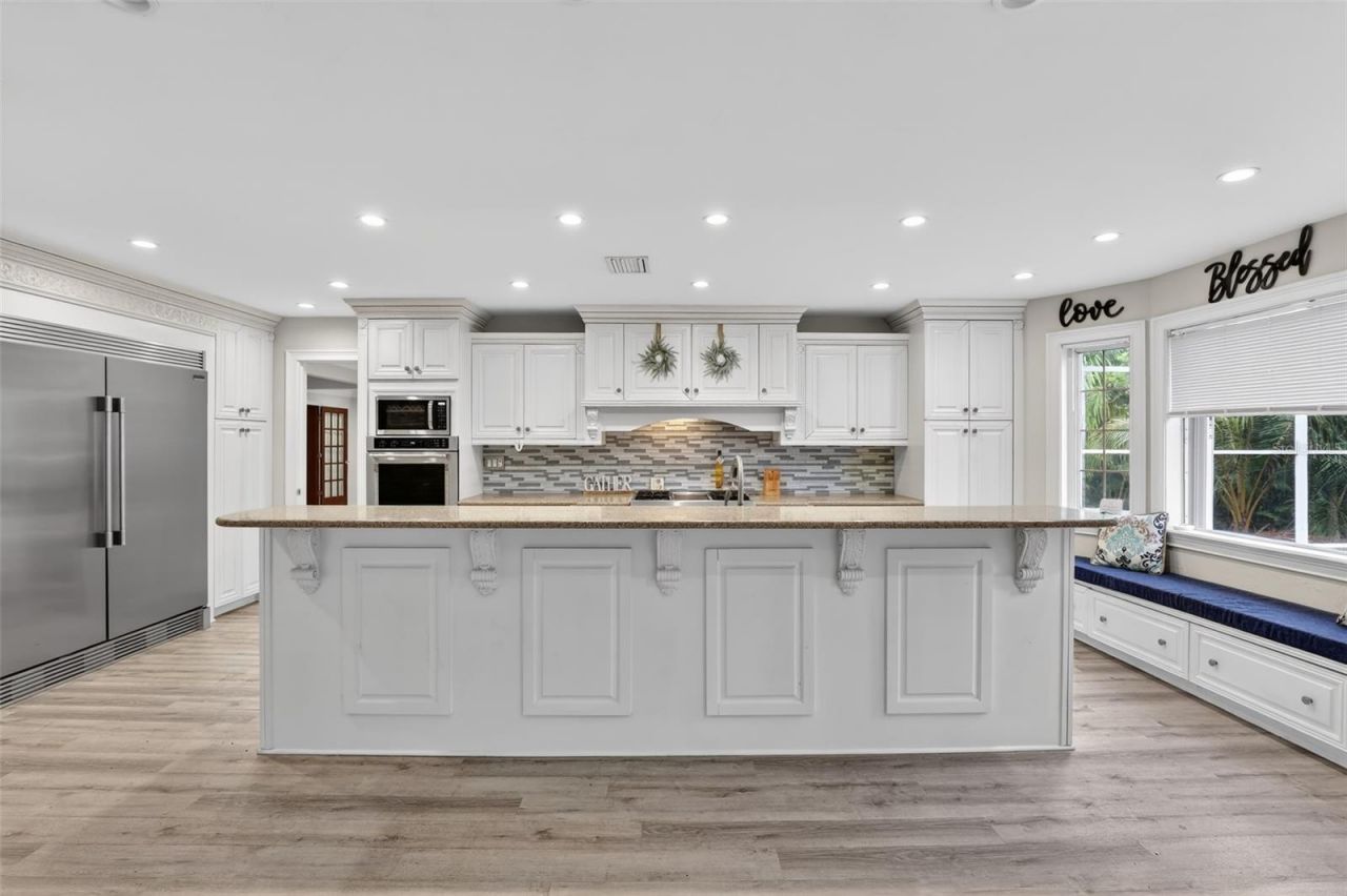 16200 Forest Oaks Drive , Fort Myers, FL 33908 Photo
