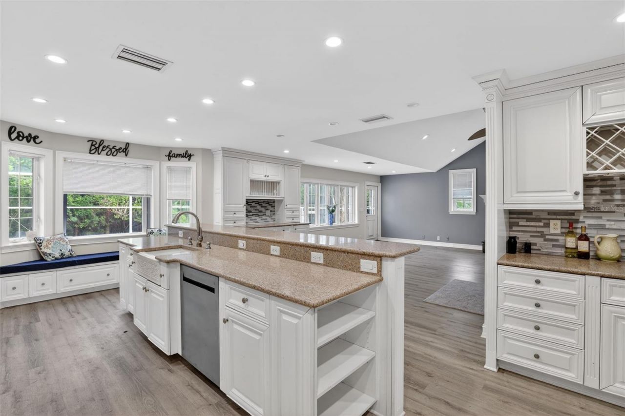 16200 Forest Oaks Drive , Fort Myers, FL 33908 Photo