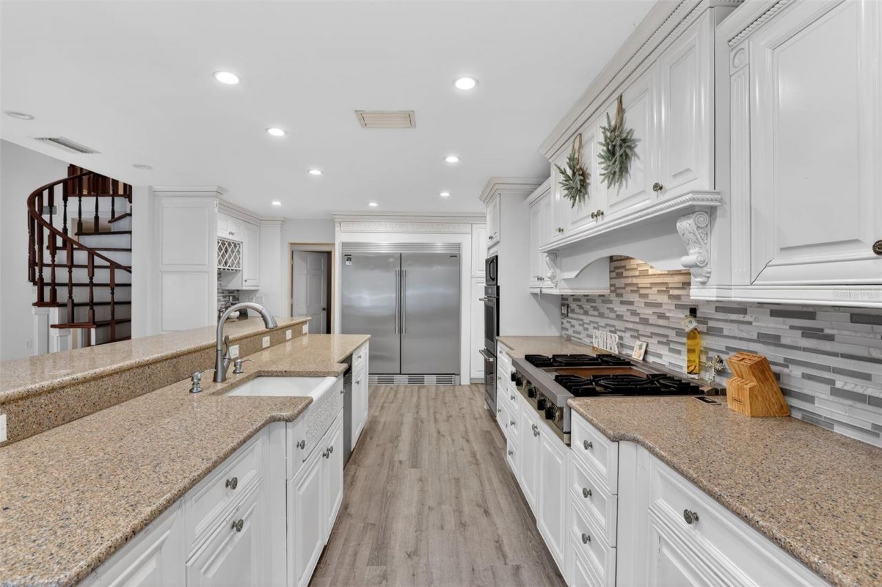 16200 Forest Oaks Drive , Fort Myers, FL 33908 Photo