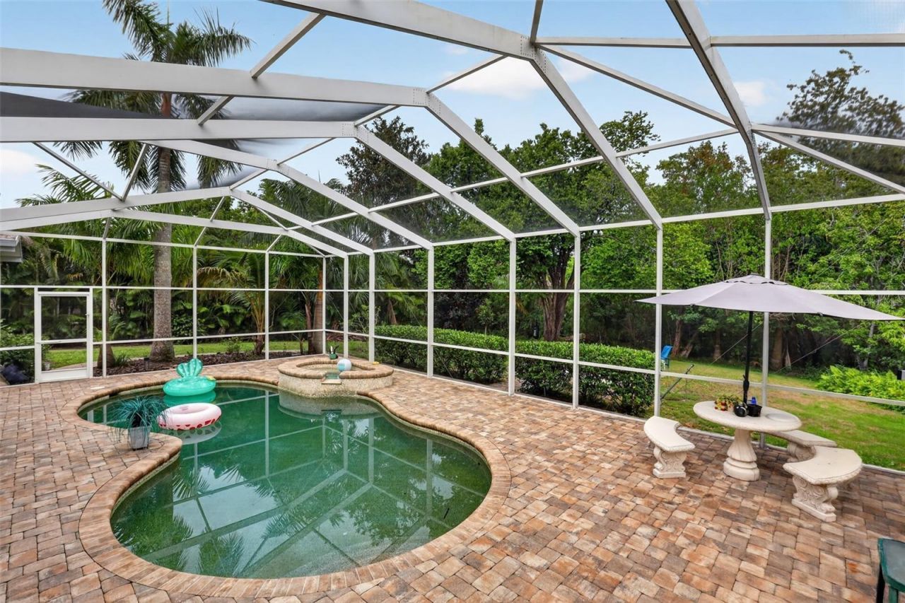 16200 Forest Oaks Drive , Fort Myers, FL 33908 Photo