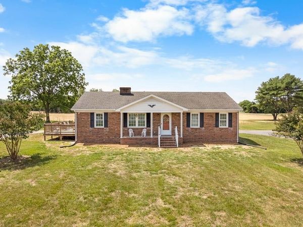 13226 Richmond Road, WARSAW, VA 22572