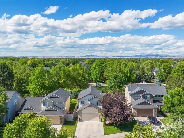 836 W Ashby Dr, Meridian, ID 83646